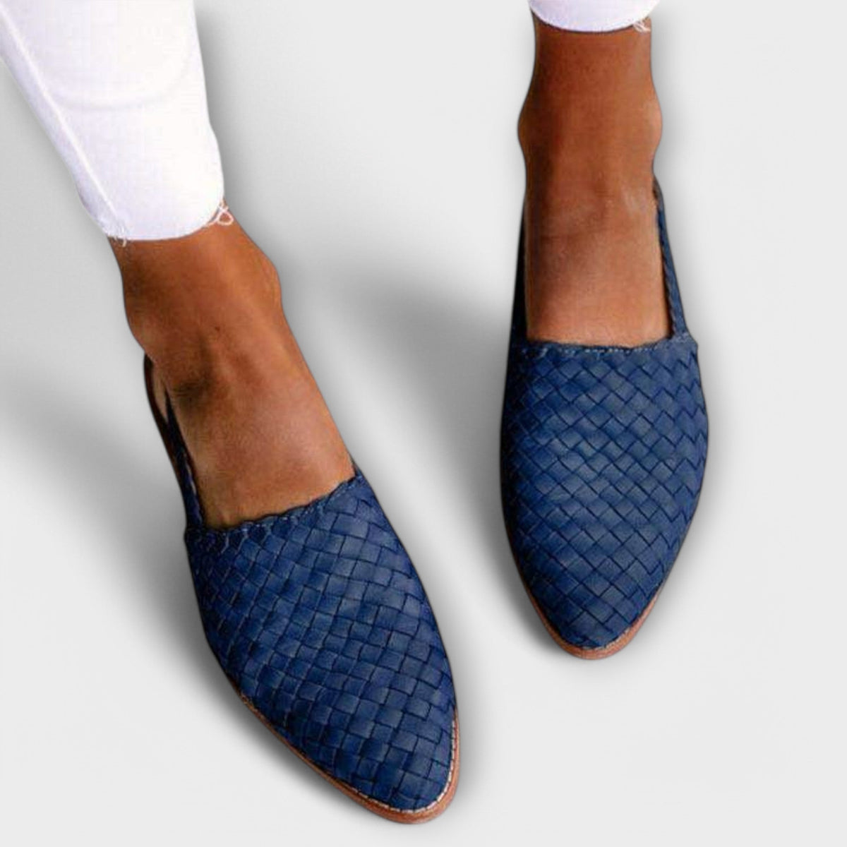 Sandy™ - Woven Leather Moccasins